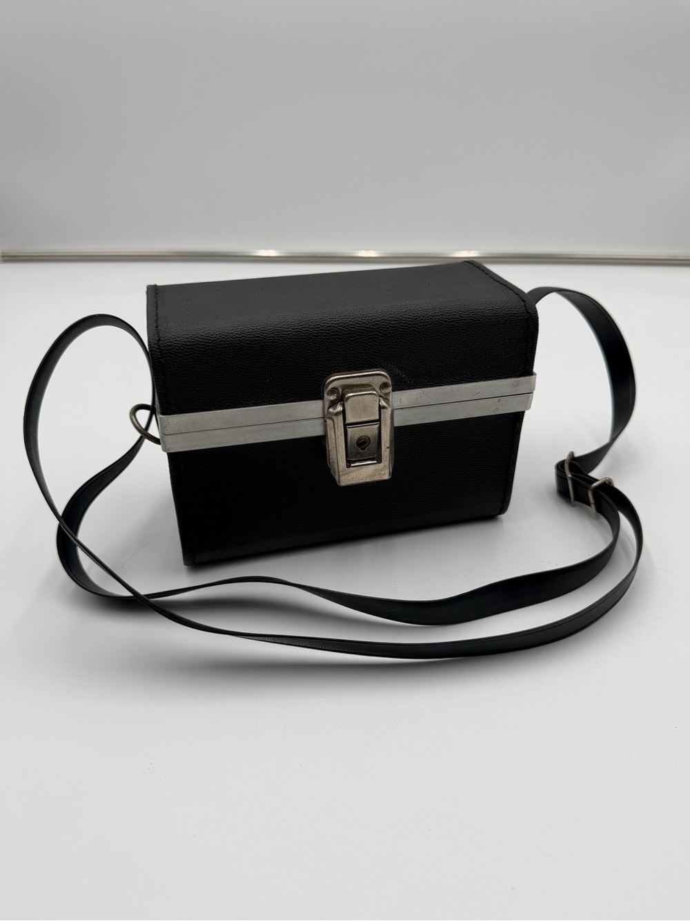 Vintage Black Camera Case Red Velvet Interior Adjustable Strap Retro